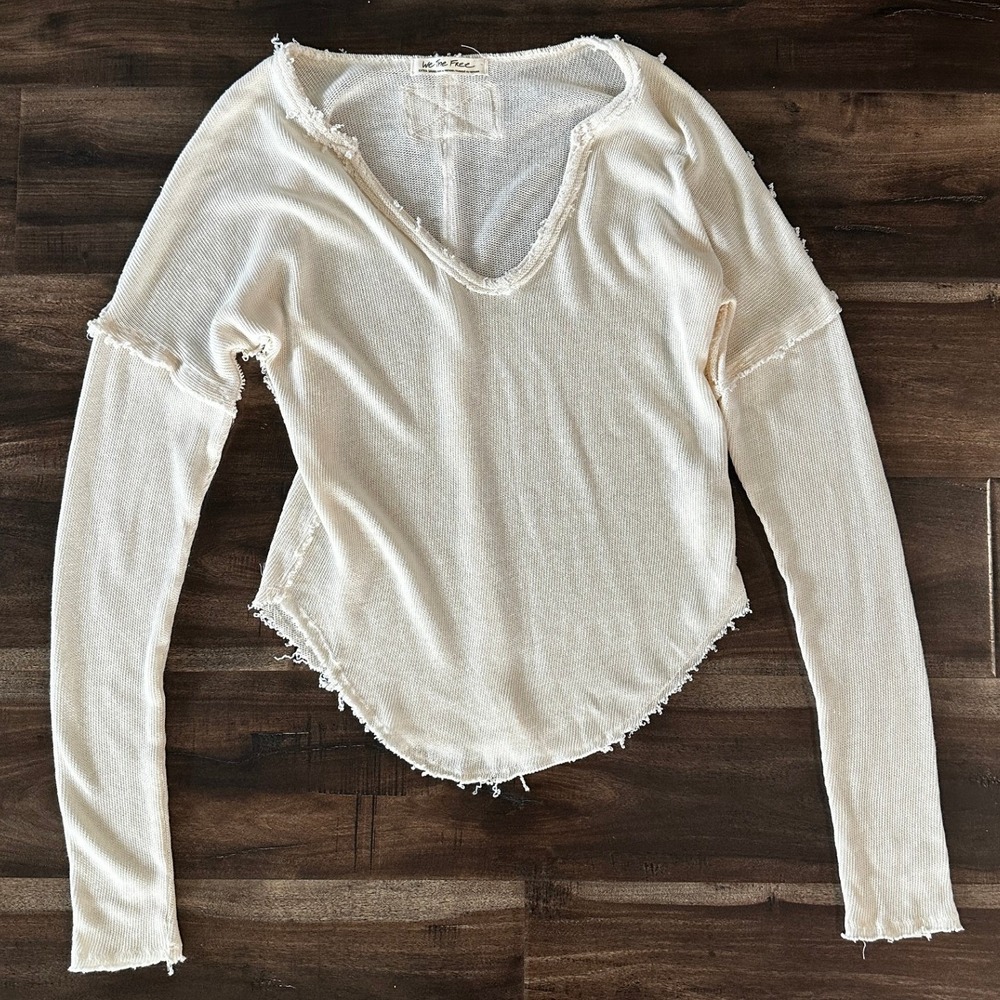 Free People We The Free Ivory Thermal V-Neck Raw Hem Top XS OB1240839
